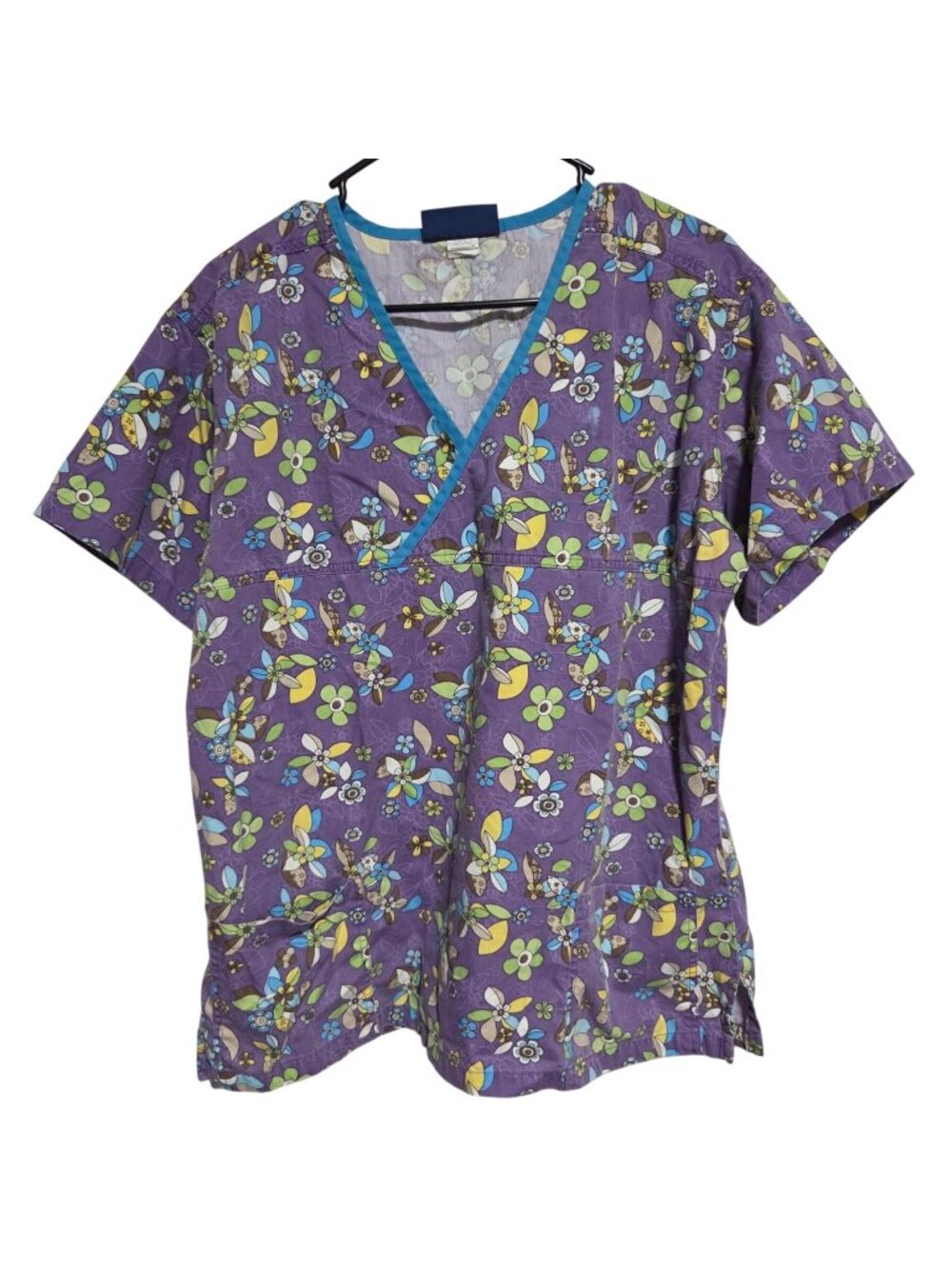 Med+Wear Scrub Top Womens Size Large Purple Floral V-Neck Medical Uniform